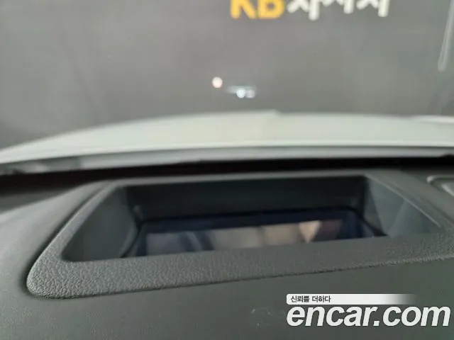 Genesis GV80 — Фото автомобиля 13