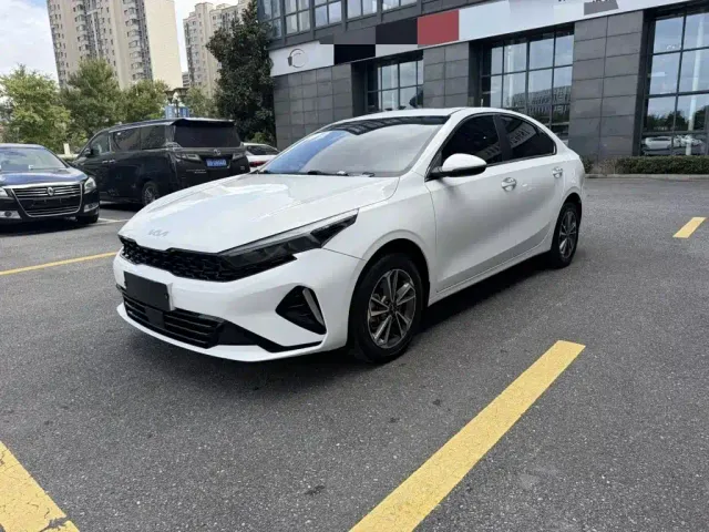 Фотография автомобиля — Kia K3