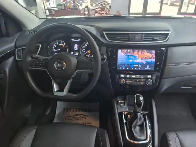 Nissan Qashqai — Фото автомобиля 12