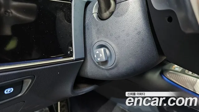 Genesis GV70 — Фото автомобиля 29