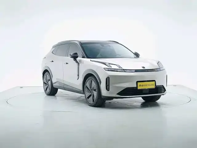 Lynk & Co 08 EM-P — Фото автомобиля 9