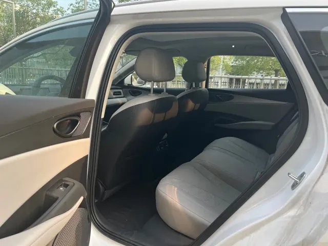 BYD Seal 06 DM-i Touring — Фото автомобиля 5