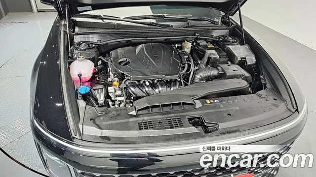 Hyundai Grandeur Grandeur (GN7) 2.5 Бензин 2WD — Фото автомобиля 6