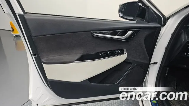 Kia EV6 Long Range — Фото автомобиля 24