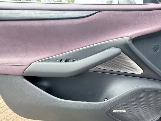 Xiaomi SU7 — Фото автомобиля 10