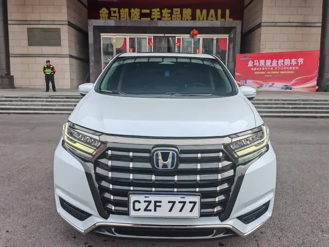 Фотография автомобиля — Honda Elysion