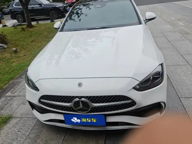 Mercedes-Benz C-Class — Фото автомобиля 2