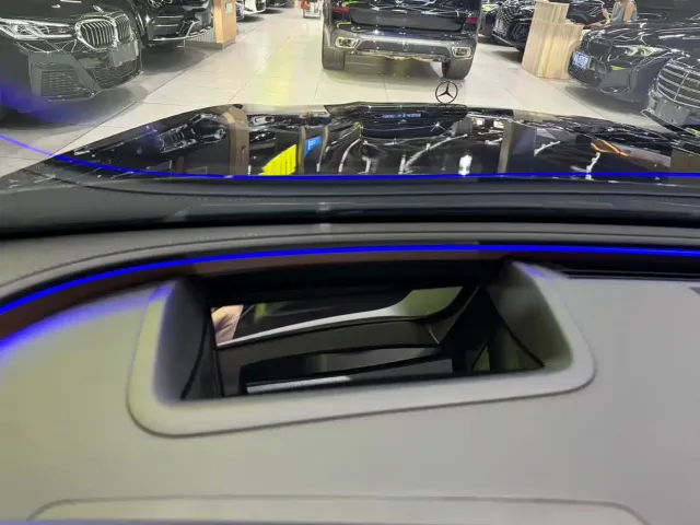 Mercedes-Benz E-Class — Фото автомобиля 7