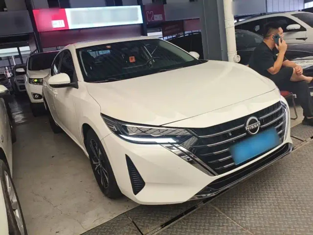 Nissan Sylphy — Фото автомобиля 3