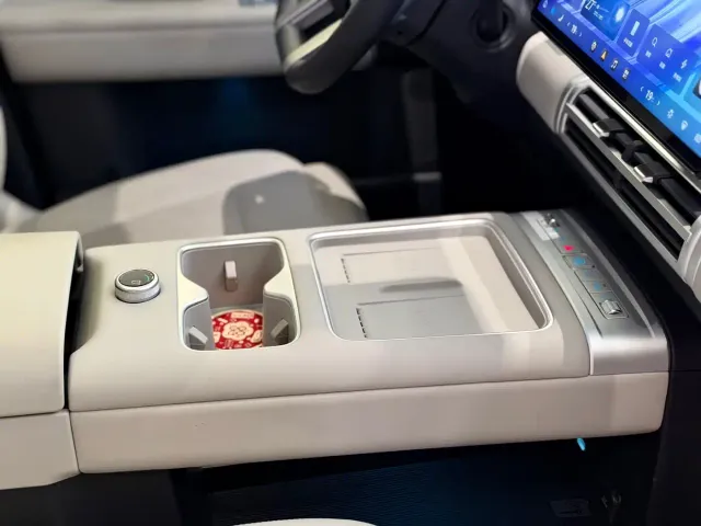 BYD FangChengBao Titanium 7 — Фото автомобиля 14