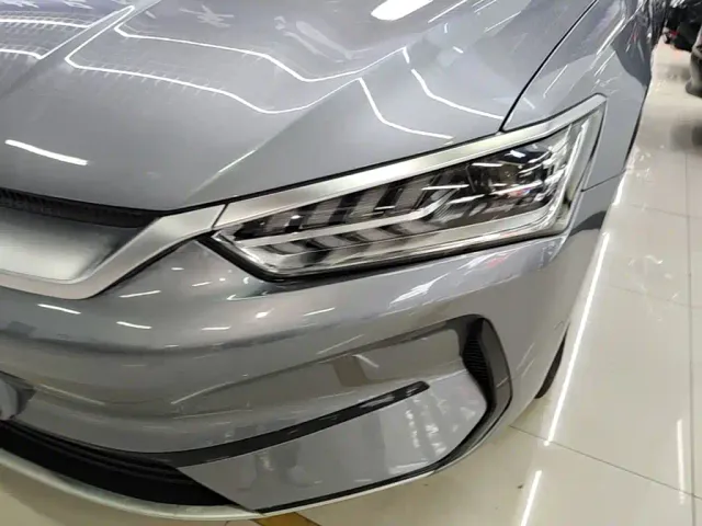 BYD Qin PLUS — Фото автомобиля 23