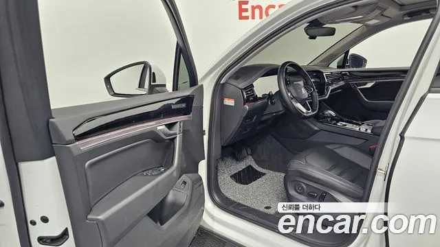 Volkswagen Touareg Touareg 3 поколение 3.0 TDI Premium — Фото автомобиля 10