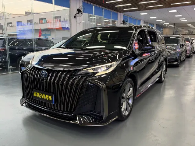 Фотография автомобиля — Toyota Sienna