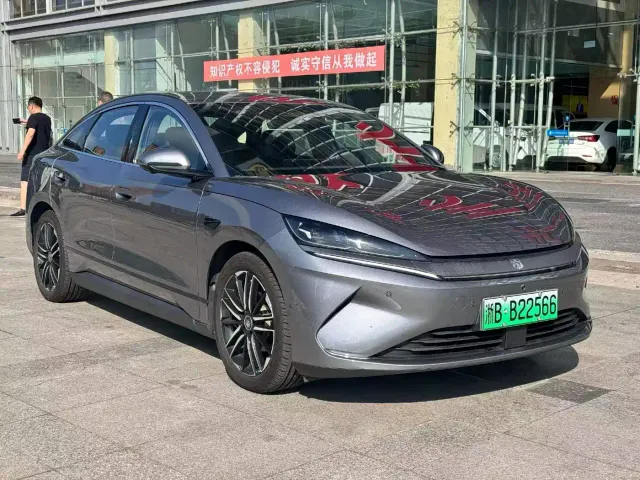 BYD Qin L — Фото автомобиля 8