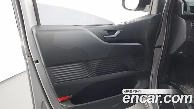 Hyundai Staria Staria Карго 5 мест — Фото автомобиля 25