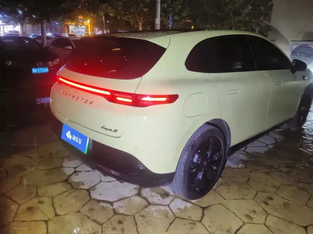 Leapmotor Lafa 5 — Фото автомобиля 3