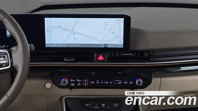 Kia Carnival Generation 4 — Фото автомобиля 18