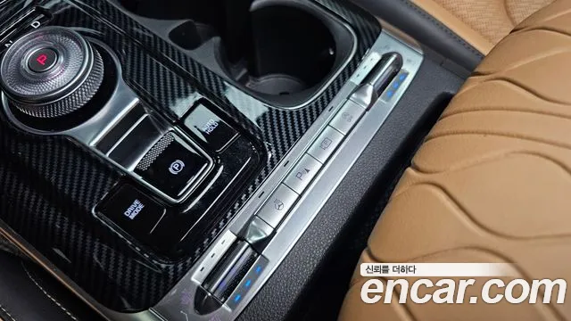 Kia Carnival Generation 4 — Фото автомобиля 25