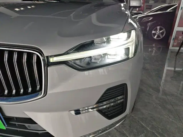 Volvo XC60 — Фото автомобиля 23