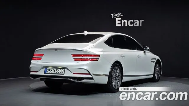 Genesis G80 Бензин 2.5 турбо 2WD — Фото автомобиля 2