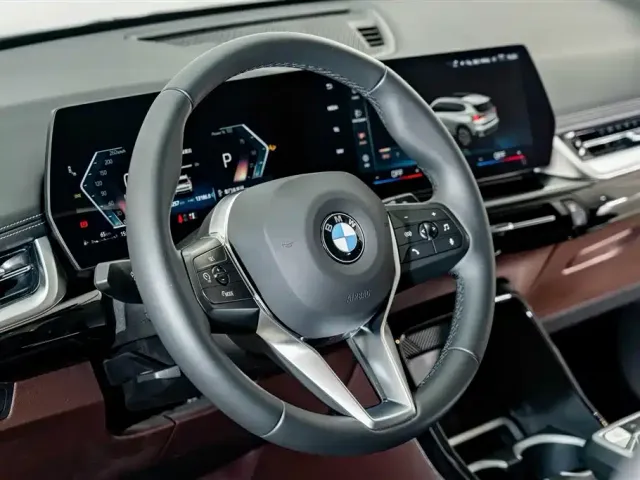BMW X1 — Фото автомобиля 10