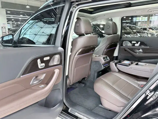 Mercedes-Benz GLS-Class — Фото автомобиля 13