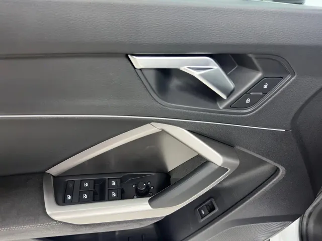 Audi Q3 — Фото автомобиля 21