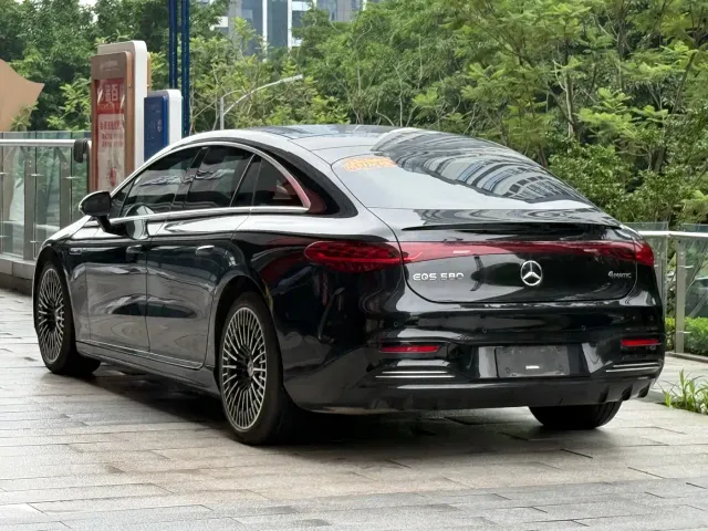 Mercedes-Benz EQS — Фото автомобиля 6