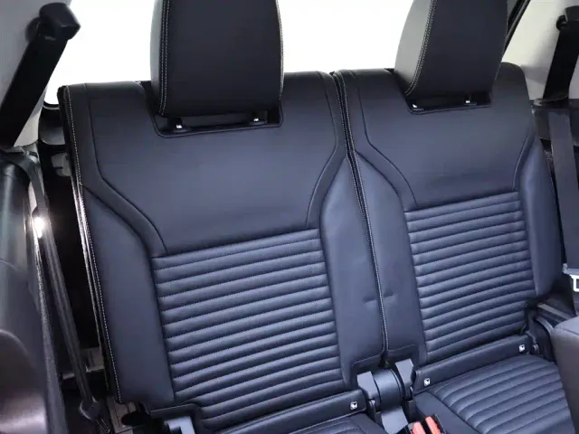 Land Rover Discovery — Фото автомобиля 23