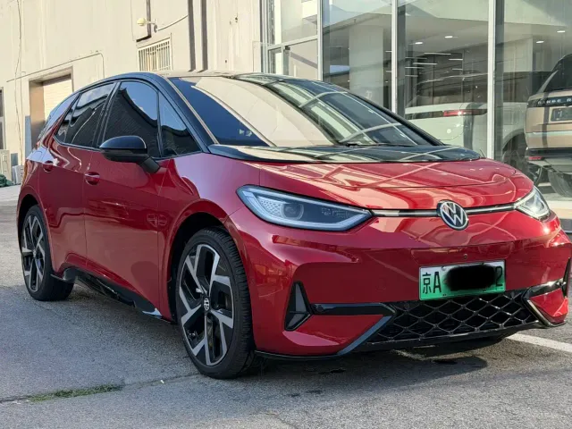 Volkswagen ID.3 — Фото автомобиля 2
