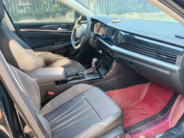 Volkswagen Passat — Фото автомобиля 5