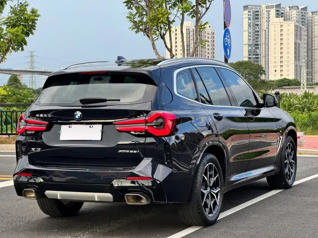 BMW X3 — Фото автомобиля 12