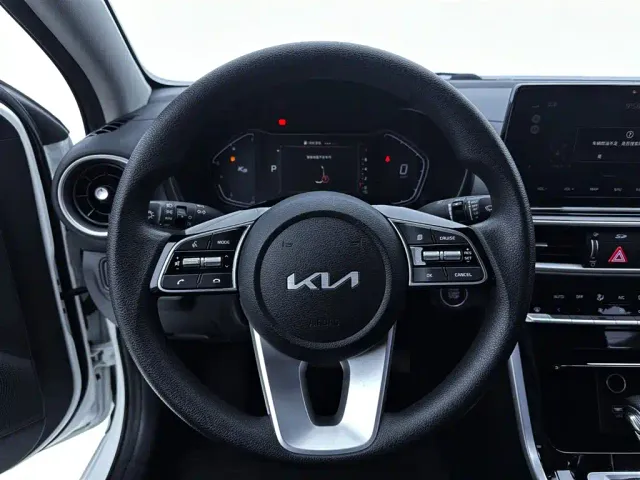 Kia K3 — Фото автомобиля 24