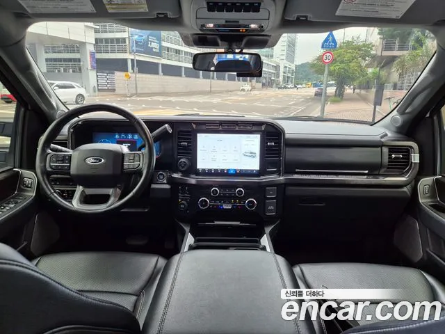 Ford F350 — Фото автомобиля 8