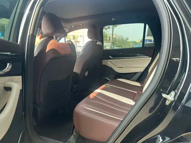 Geely Xingyue L — Фото автомобиля 6