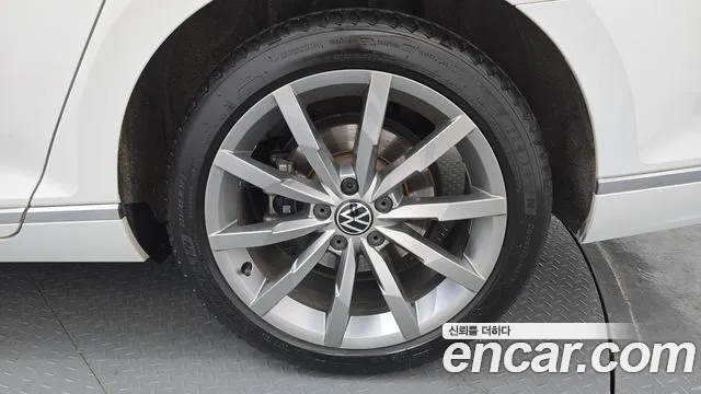 Volkswagen Passat Passat GT(B8) 2.0 TDI Prestige — Фото автомобиля 19