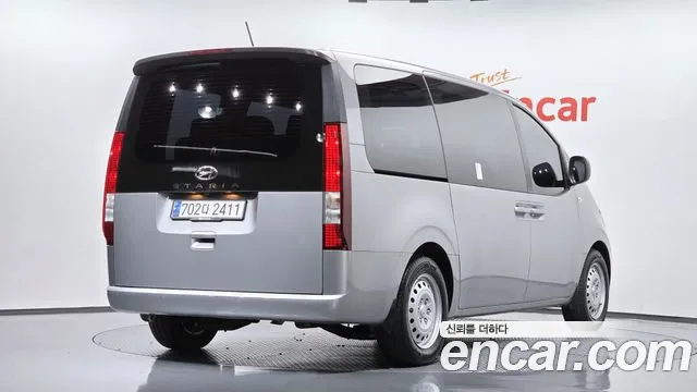 Hyundai Staria — Фото автомобиля 2