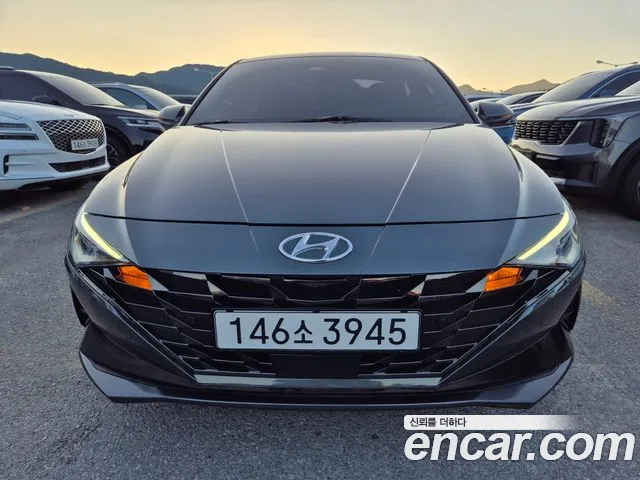 Фотография автомобиля — Hyundai AVANTE
