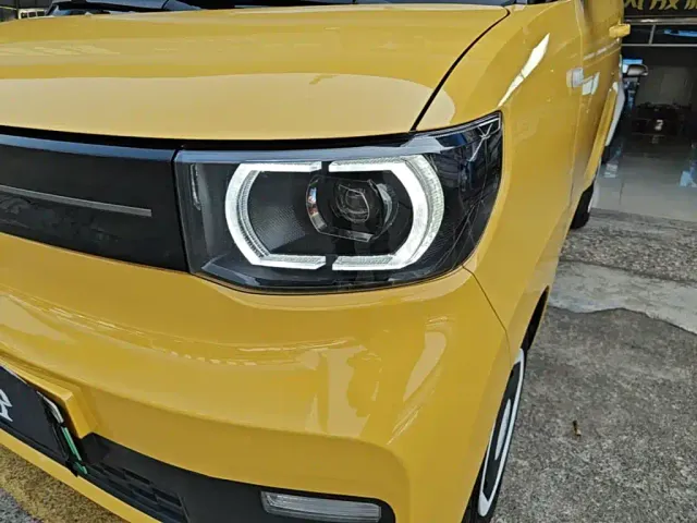 Wuling Hongguang Mini EV — Фото автомобиля 23