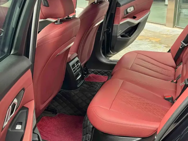 BMW 3 Series — Фото автомобиля 4