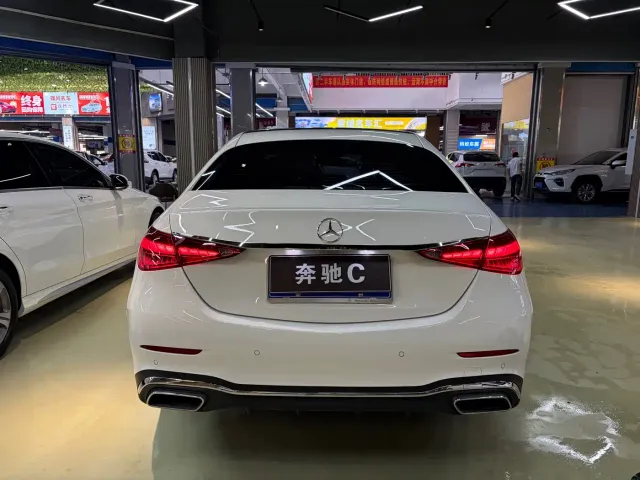 Mercedes-Benz C-Class — Фото автомобиля 9