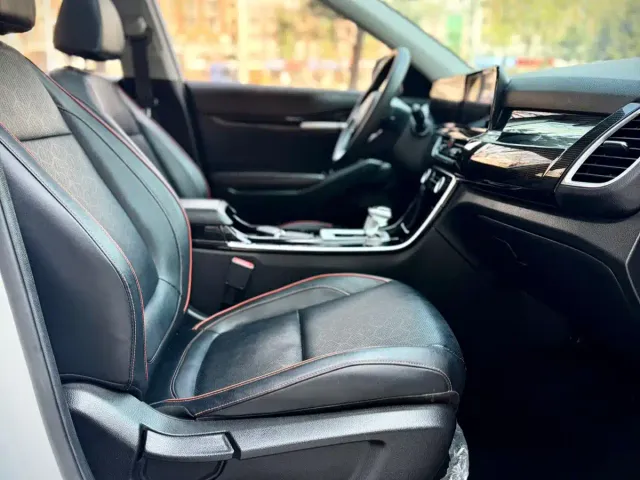 Kia Seltos — Фото автомобиля 13