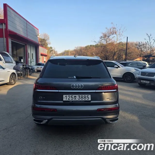 Audi Q7 4M — Фото автомобиля 4