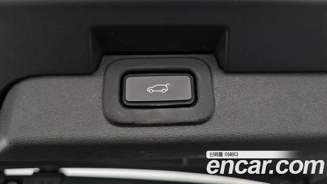 Land Rover Discovery — Фото автомобиля 20