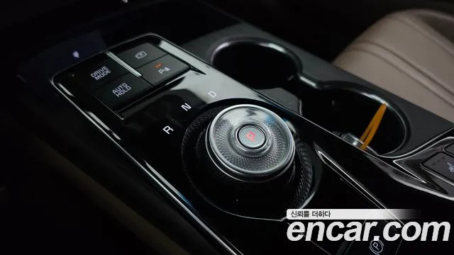 Kia K8 Hybrid — Фото автомобиля 12