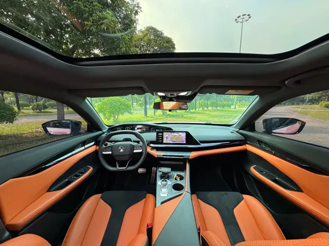 Changan Changan UNI-V 2023 1.5T Sport Edition — Фото автомобиля 16