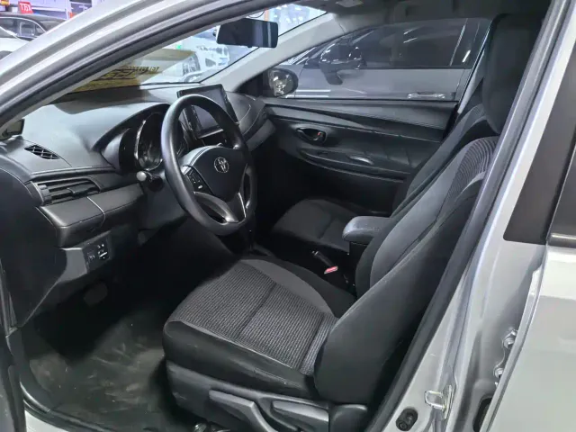 Toyota Vios FS — Фото автомобиля 7