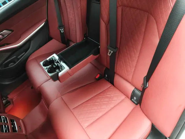 BMW 3 Series — Фото автомобиля 8