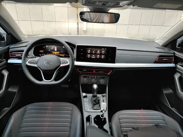 Volkswagen Lavida 2024 Model 300TSI DSG Starlight Full Comfort Edition — Фото автомобиля 5