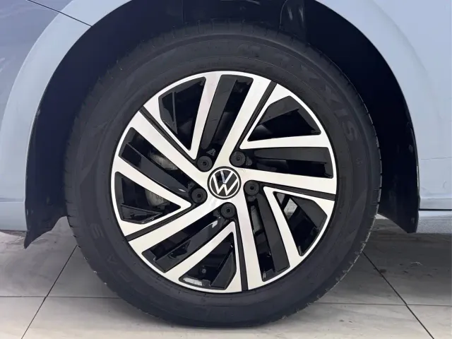 Volkswagen Lavida — Фото автомобиля 17